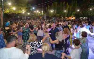 ΜΑΧΑΙΡΑΣ ΞΗΡΟΜΕΡΟΥ: Σύντομη Βιογραφία της πλατείας του…